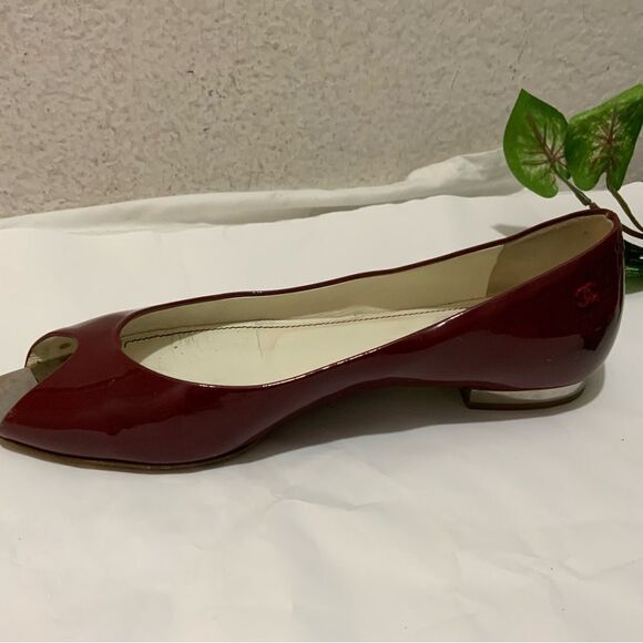 Chanel Vintage Flats 2007 Collection by Karl Lagerfeld Burgundy Patent Leather